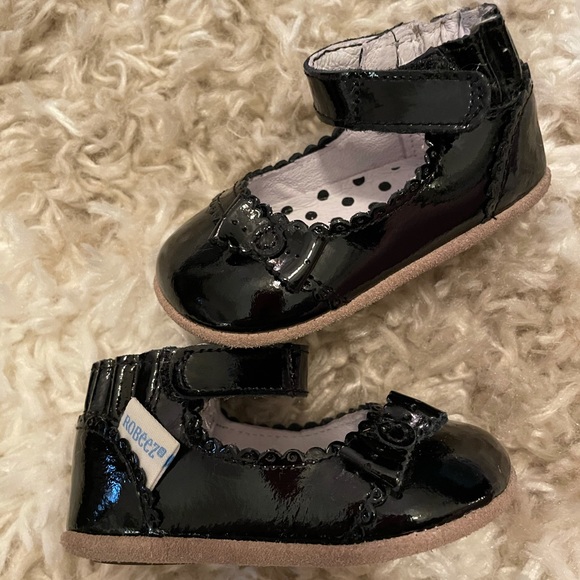 Robeez Mary Jane style Infant Black Patent Leather dress shoe-Size 2 (3-6 mo) - Picture 2 of 15